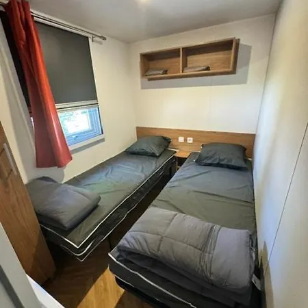 Mobilhom 3 Ch Secteur Les Champs Cp52 Proche Piscine A La Carabasse Camping