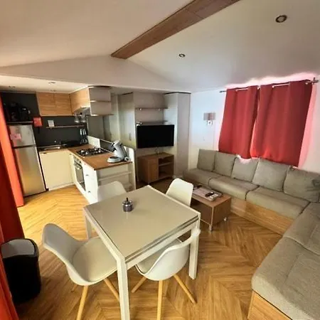 Mobilhom 3 Ch Secteur Les Champs Cp52 Proche Piscine A La Carabasse * Vias