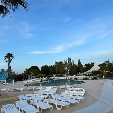 Mobilhom 3 Ch Secteur Les Champs Cp52 Proche Piscine A La Carabasse